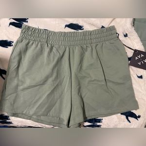 NWT AVA & VIV ATHLETIC SHORTS WITH POCKETS SAGE/olive green